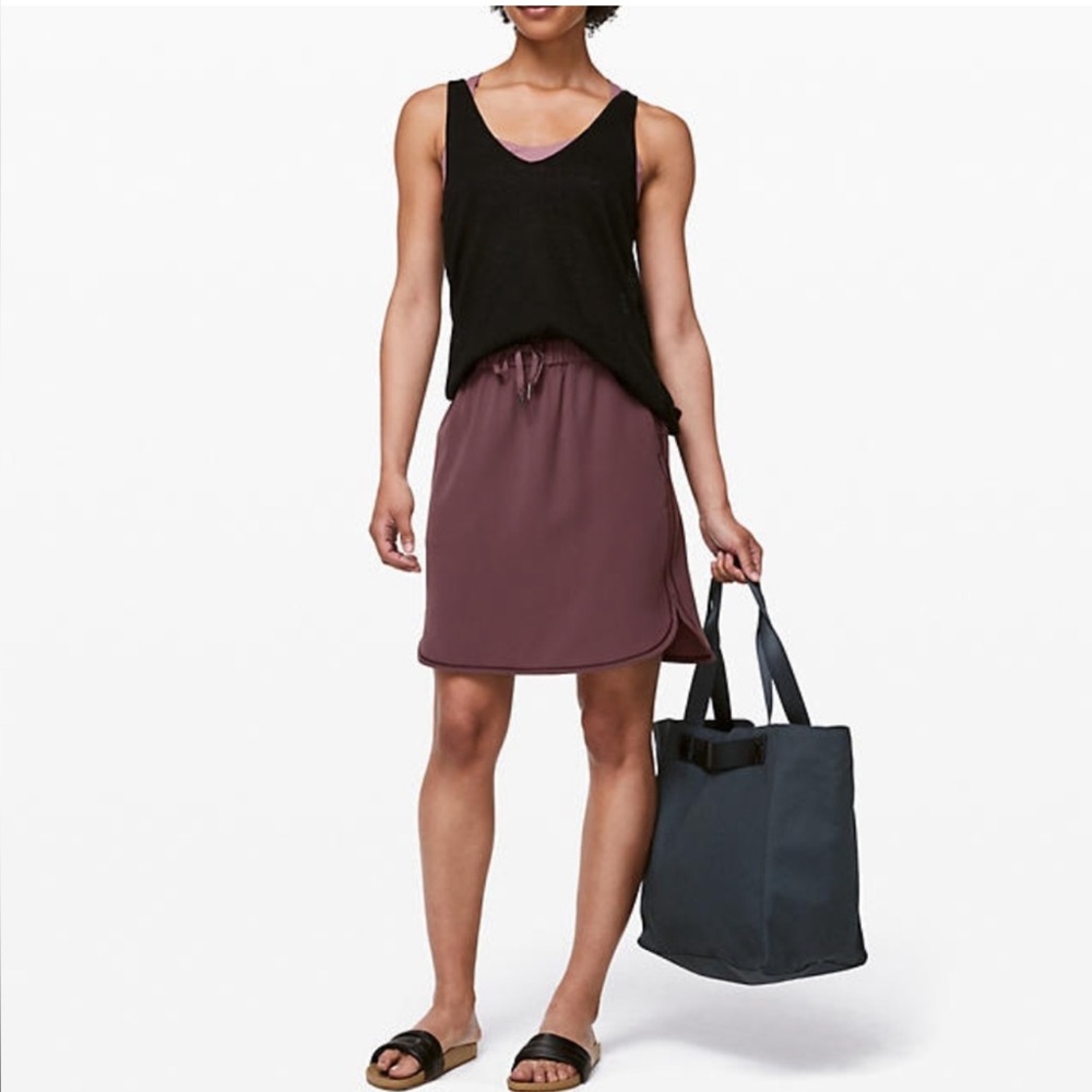Lululemon On The Fly Woven Skirt
